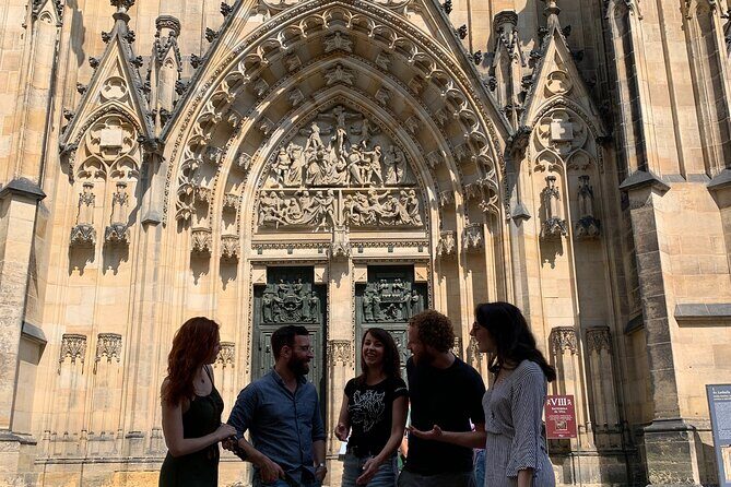 Prague Castle and Pubs Tour with Drinks Included - What Do the Reviews Say?