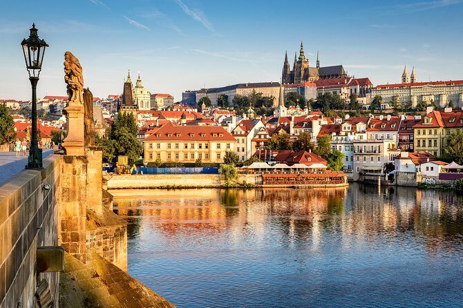 Prague Castle: Brief Introduction & Entrance Ticket - A Closer Look at the Prague Castle Intro Tour