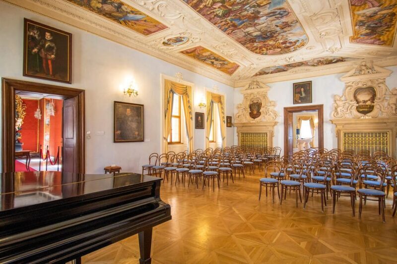 Prague Castle: Midday Classical Concert at Lobkowicz Palace - What to Expect During the Concert