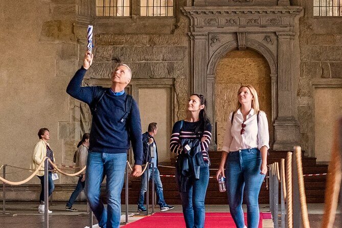 Prague Castle Tour Including Admission Ticket - 2.5 Hour - Group Size and the Experience