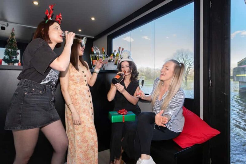 Prague Christmas Private Boat Tour - Key Points