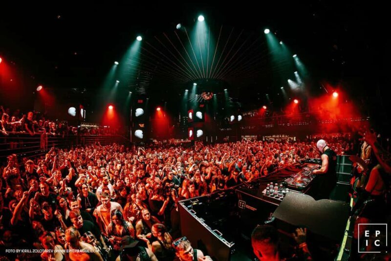 Prague: Christmas Santa Claus Boat Party + Epic Club After Party - Break Down of the Itinerary and What You’ll Experience