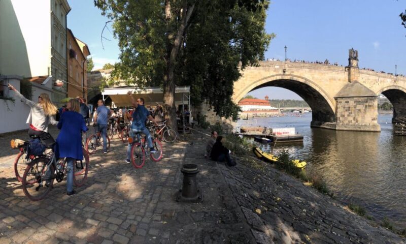 Prague: Classic City Bike Tour - Key Points