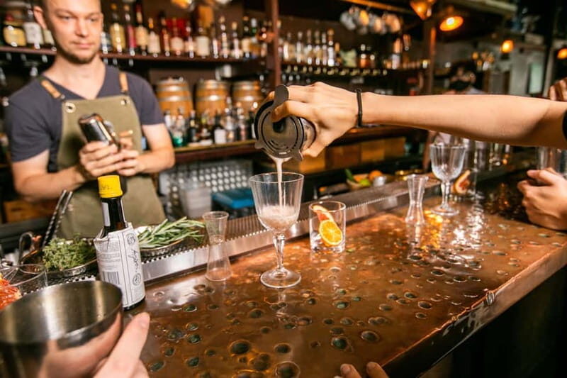 Prague: Cocktail-Making Workshop with Mixologist - Practical Details and Tips