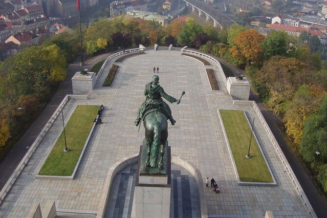 Prague Cold War Walking Tour - Vaclavske Namesti