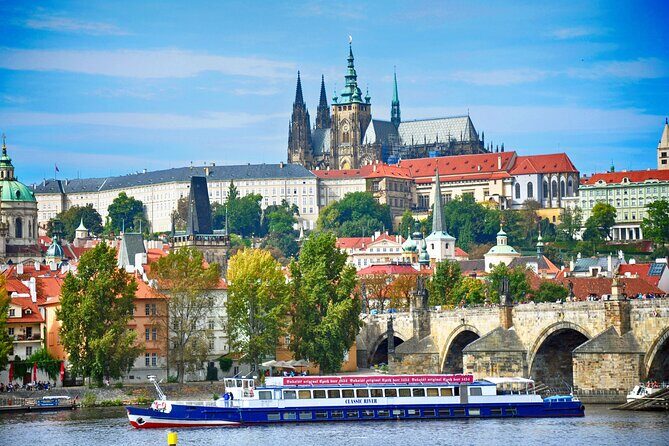 Prague Combo: Castle Guided Tour, Bus and Optional Boat - Downsides and Considerations