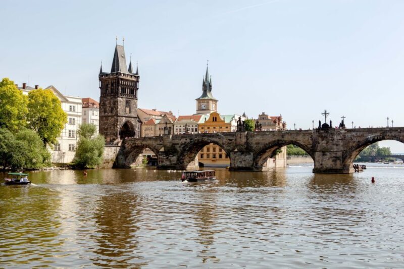 Prague Cruise: 1-Hour on the River Vltava - The Experience: What to Expect