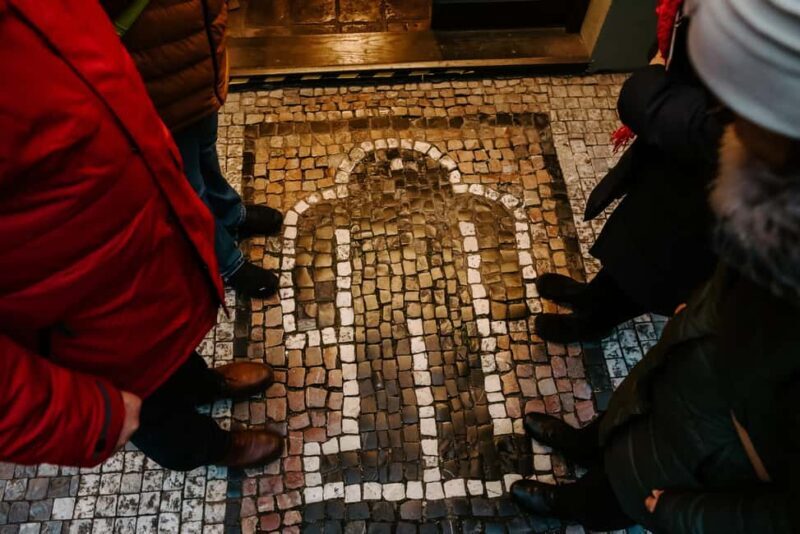 Prague: Dan Brown's "The Secret of Secrets" Walking Tour - Who Is This Tour Best Suited For?