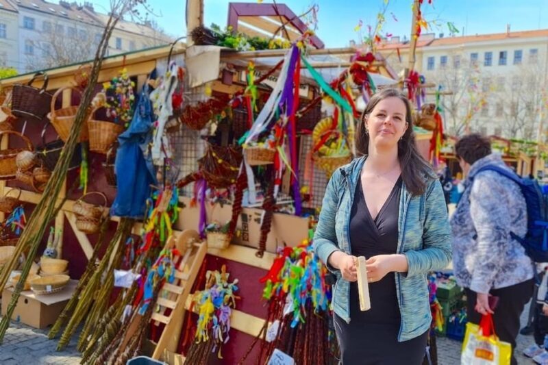 Prague: Easter Markets Tour with Czech Traditions & Snacks - Exploring the Heart of Prague’s Easter Traditions