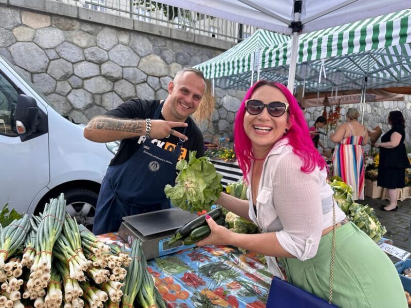 Prague: Farmers Market and Brunch Class with Celebrity Chef - FAQs