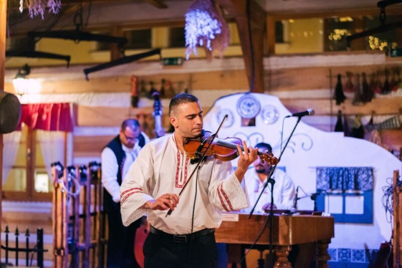 Prague: Folkloric Dinner Show with Unlimited Drinks - What to Expect from the Experience