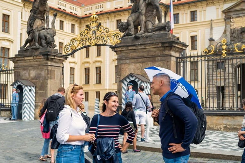 Prague Grand 2,5 hour + 2 hour exterior walking tour - Who Is This Tour For?