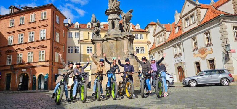 Prague: Highlights Tour on e-Scooter or eBike - Key Points