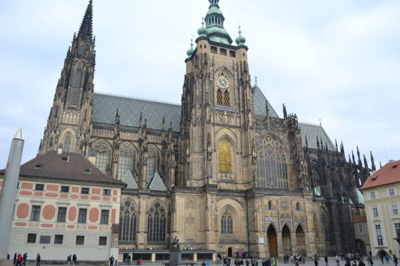 Prague: Historic City Center Bus Tour with Top Sights - Value for Money and Practical Tips