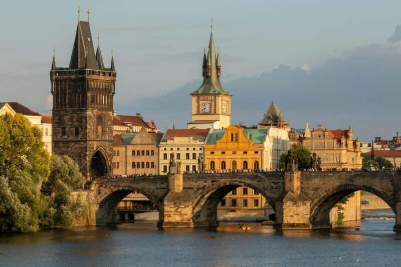Prague: Illusion Art Museum Ticket & Digital City Tour - FAQ