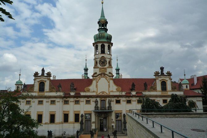 Prague in One Day by a Car - Excellent opportunity to see all the sights - The Experience of a Private Car Tour