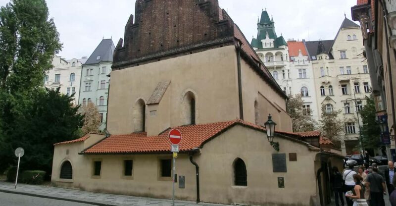 Prague: Jewish Quarter and Museum Guided Tour - Key Points