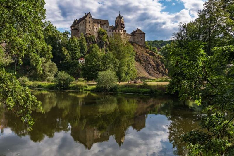 Prague: Karlovy Vary & Loket Tour with Hot Springs & Castle - Key Points