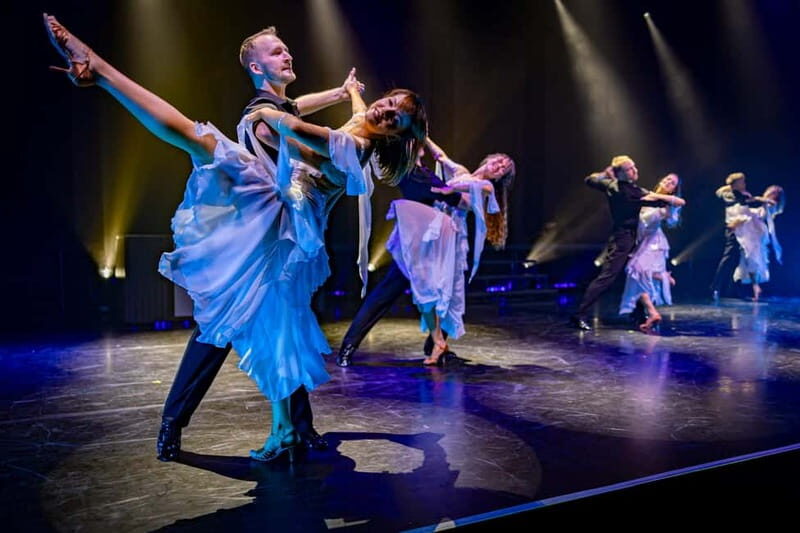 Prague: Love2dance Show In Hybernia Theatre - Key Points