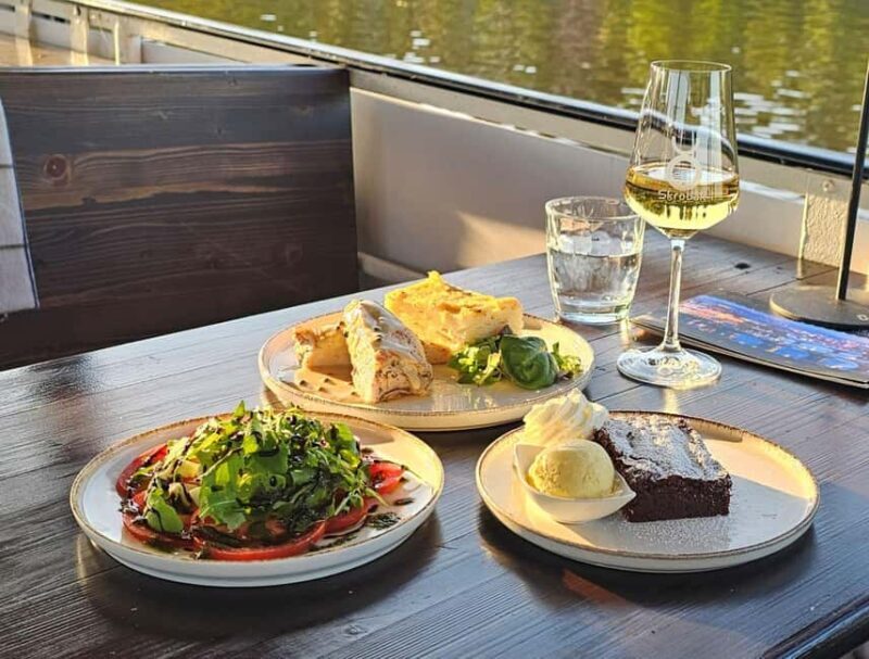 Prague: Lunch Cruise on the Vltava with 3-Course Menu - The Food: A Highlight in Its Own Right