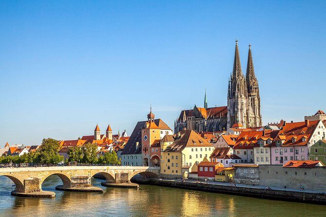 Prague-Munich One-Way Sightseeing Day Tour - FAQs