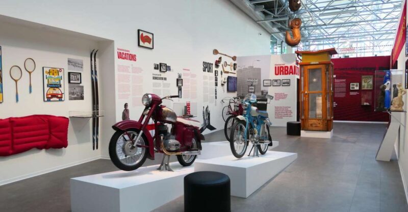 Prague: Museum of Communism Entrance Ticket - A Closer Look at the Museum Experience