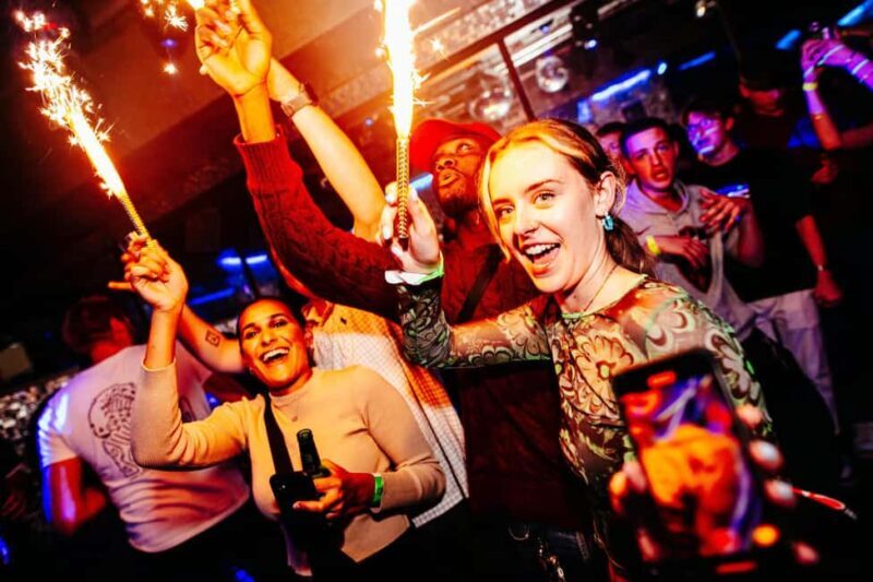 Prague: New Years Eve Booze Cruise with Free Afterparty - Key Points