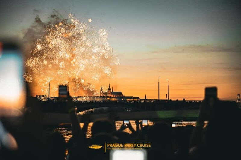 Prague: New Year's VIP Boat Party + EPIC Club - Starting with the Experience