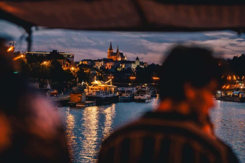 Prague: NYE 2hr Open Bar Party Boat, Fireworks, SaSaZu Club - The Experience: What Travelers Are Saying