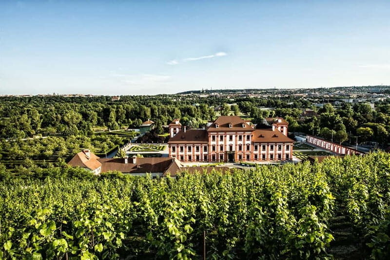 Prague: Official City Pass with Public Transport - Value for Money