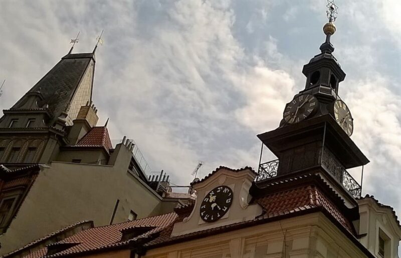 Prague: Old Town and Jewish Quarter Guided Walking Tour - A Detailed Look at the Tour