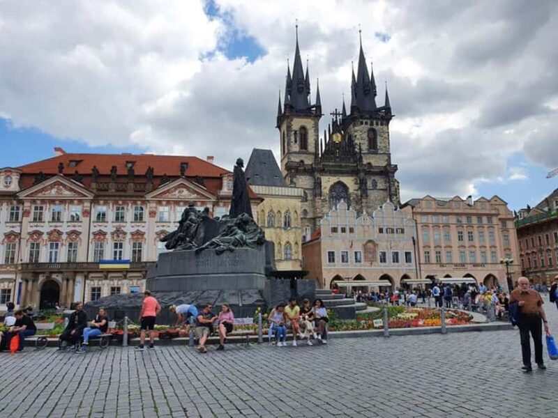 Prague: Old Town and Jewish Quarter Walking Tour - Practical Details to Keep in Mind