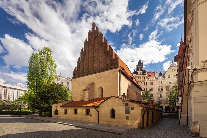 Prague Old Town Highlights Private Guided Walking Tour - What You Can Expect from the Tour