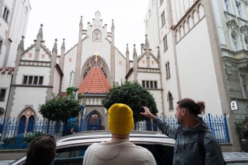 Prague: Old Town, Jewish Quarter & Astro Clock Walking Tour - Who Is This Tour Best For?