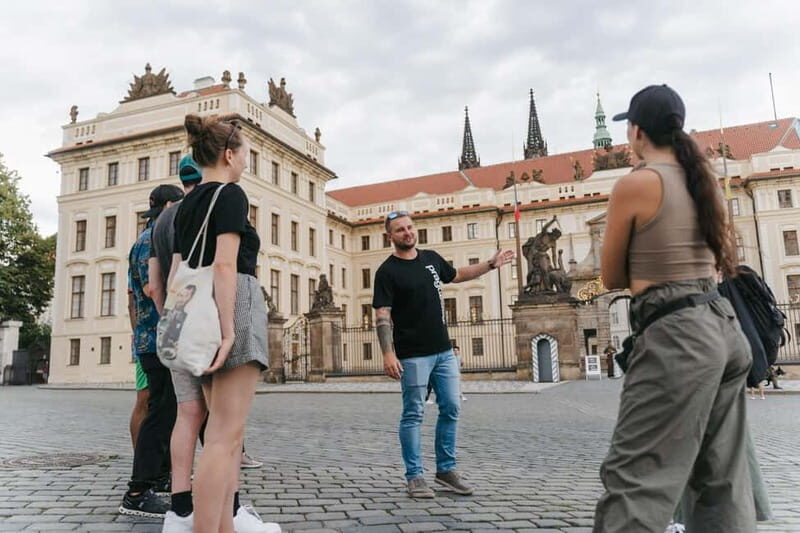 Prague: Old Town, Prague Castle & River Cruise Day Tour - FAQ