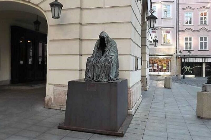 Prague: Old Town Tour & National Museum Skip-the-Line Ticket - Who Will Love This Tour?