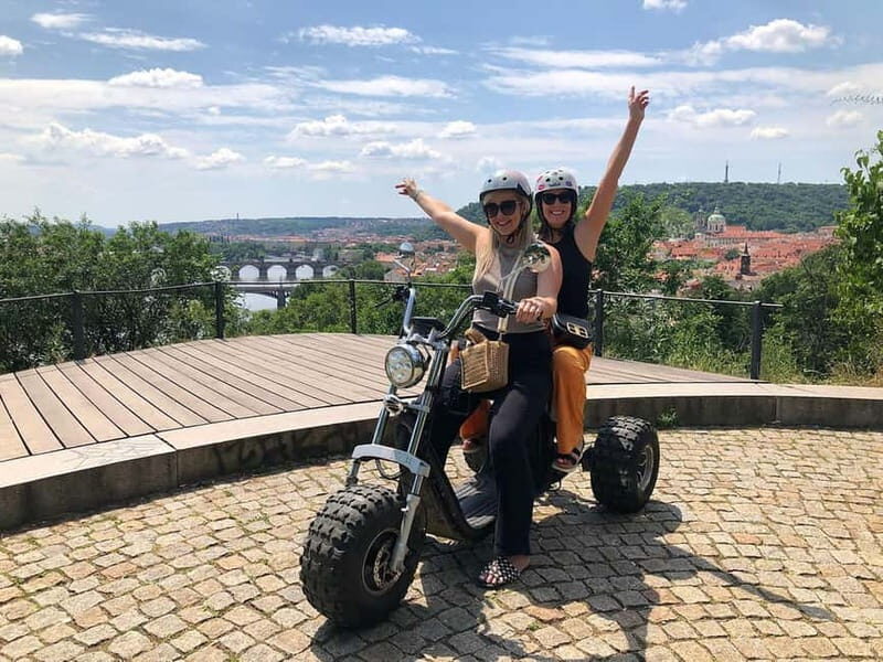 Prague: Panoramic Viewpoints Guided Electric Tricycle Tour - Key Points