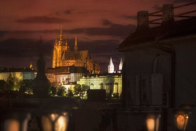 Prague Photoshoot for Couples, Betrothed, Family & Friends - What to Expect from the Prague Photoshoot Experience