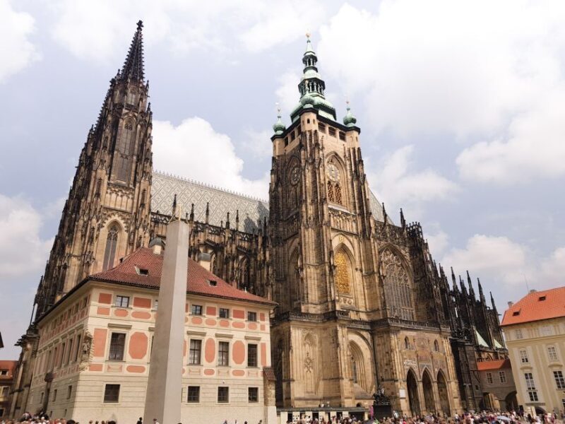 Prague: Prague Castle Complex Smartphone Audio Guide - The Pros and Cons from Real Users