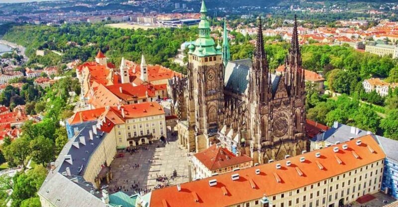 Prague: Prague Castle Guided Tour - Who Is This Tour Best For?