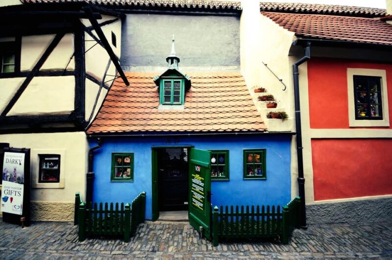 Prague: Prague Castle Guided Tour with Entrance Ticket - Final Thoughts