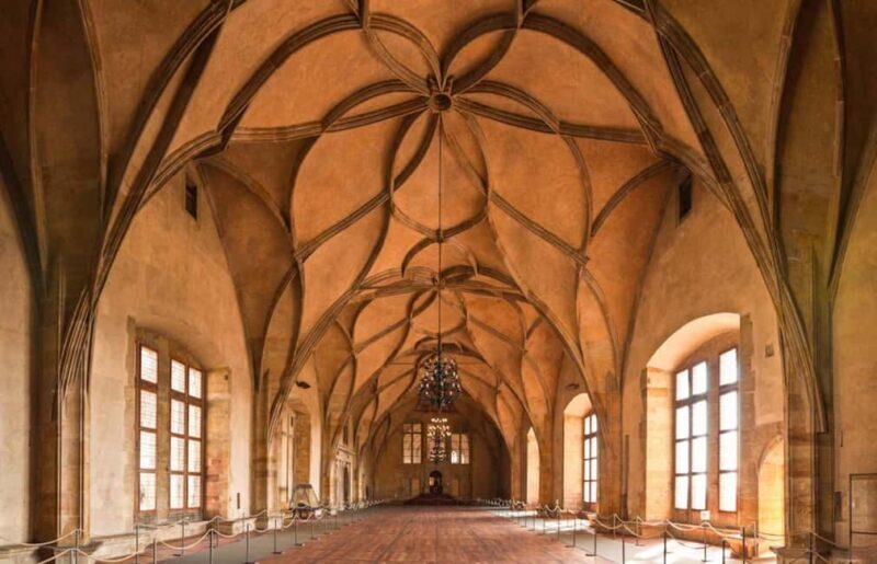 Prague: Prague Castle Skip-the-Line Ticket with Audioguide - The Highlights of the Tour