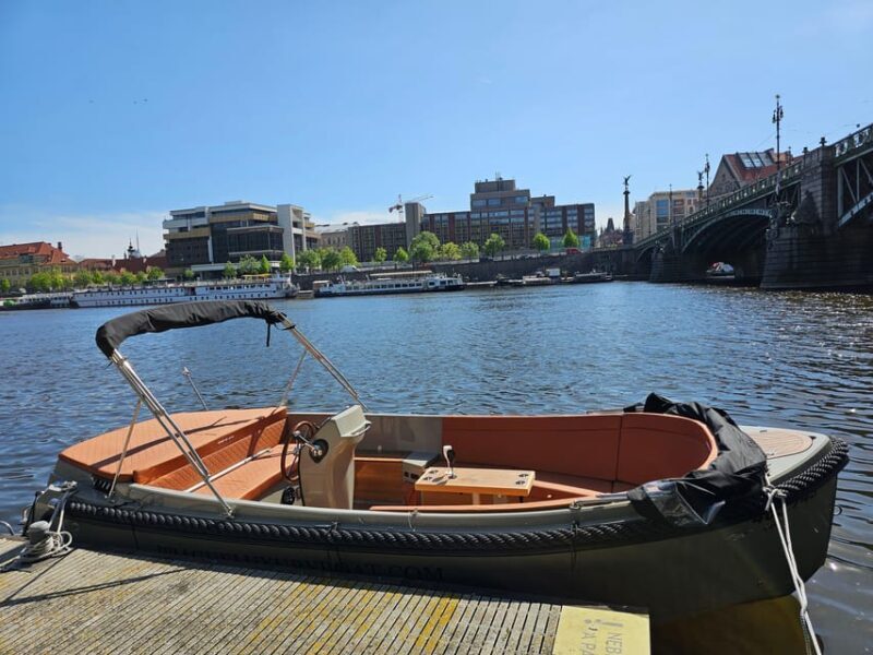 Prague Private Boat Tour - What to Expect from the Prague Private Boat Tour