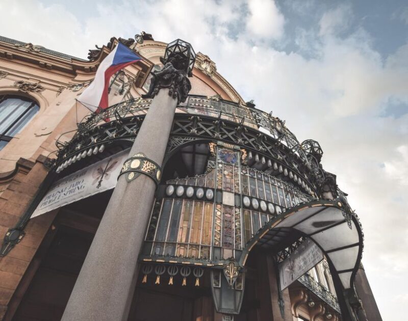 Prague: Private Prague Art Nouveau and Cubism Tour - Key Points