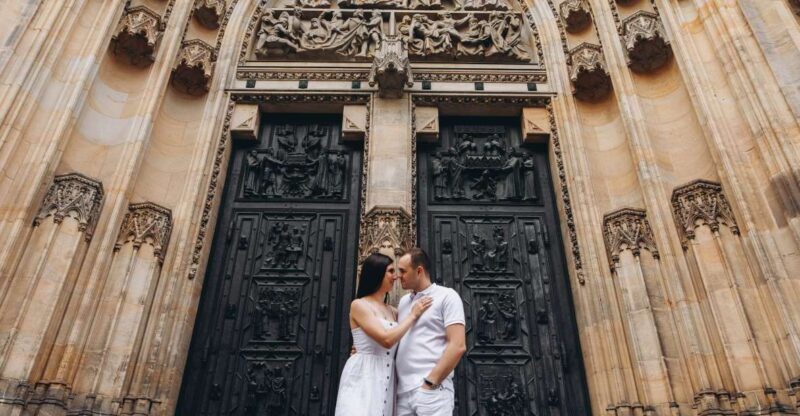 Prague: Professional Photoshoot at Prague Castle - The Experience at Prague Castle