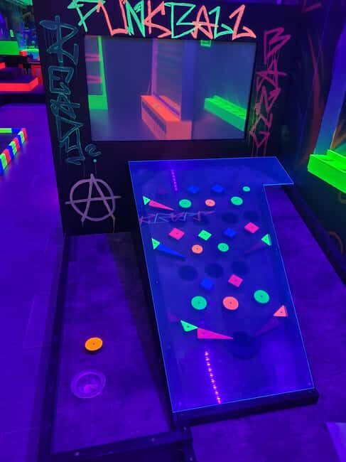 Prague: Punk Minigolf Glow-in-the-Dark Entry Ticket - FAQs