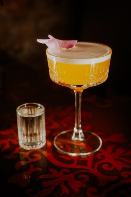 Prague: Saturday Stand-Up Comedy Night in English - FAQ