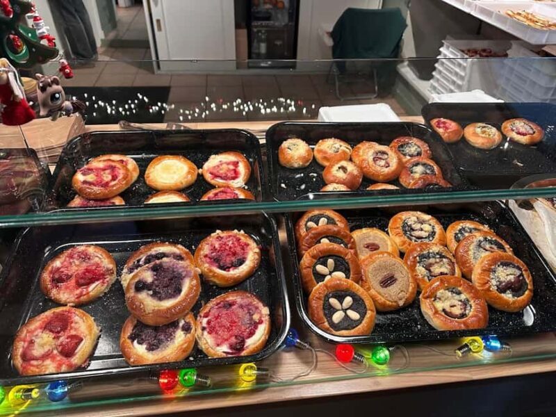 Prague: Secret Culinary Tour of the Old Town - Practical Details and Tips