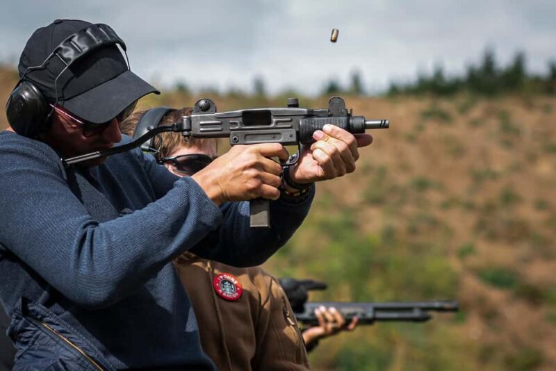 Prague: Shooting Experience with 3 to 10 Guns & Bus Transfer - What’s Included and How It Works