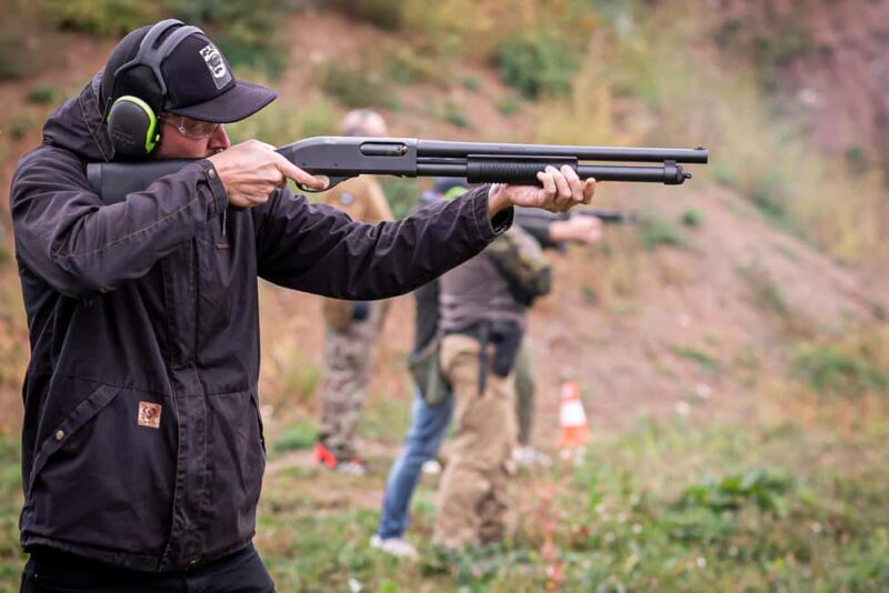 Prague: Shooting Experience with 3 to 10 Guns & Bus Transfer - Safety and Guidance